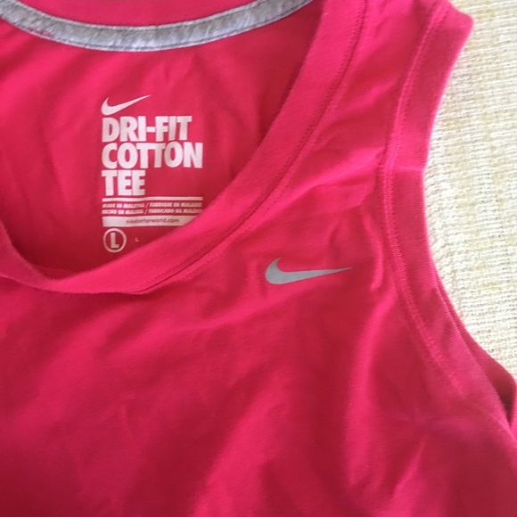 Nike Tops - NIKE Dry fit tank